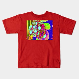 Beautiful flowers Kids T-Shirt